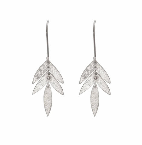Flow Earrings Short by Maike Browning