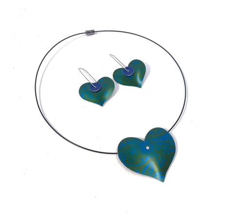 Green heart necklace and earrings set by Mandy Nash