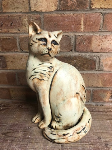 Sitting Cat by Jan Beeny