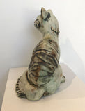 Sitting cat by Jan Beeny